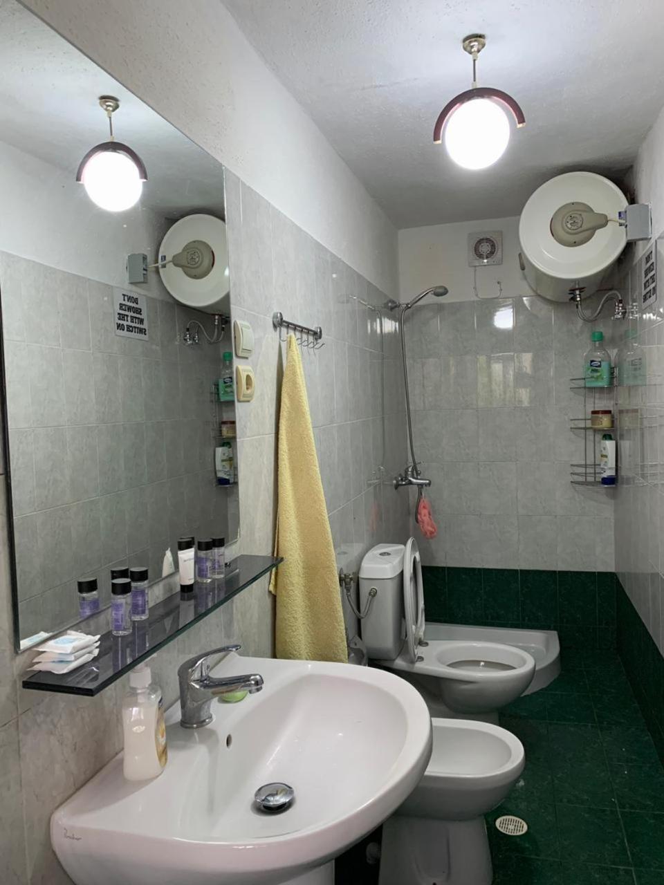 Geri Guesthouse Gjirokastër Dış mekan fotoğraf